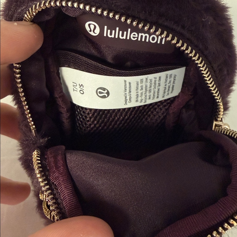 Lululemon Everywhere Nano Backpack Plush Fleece NWT Mini Clip Bag - Picture 6 of 7